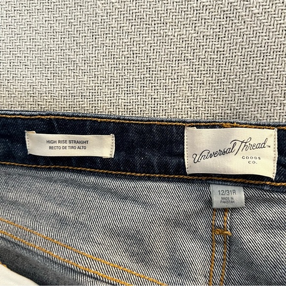 Universal Thread High Rise Straight Leg Jeans - Picture 8 of 9